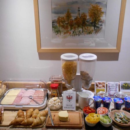 Gaestehaus Sonnenheim タウル エクステリア 写真