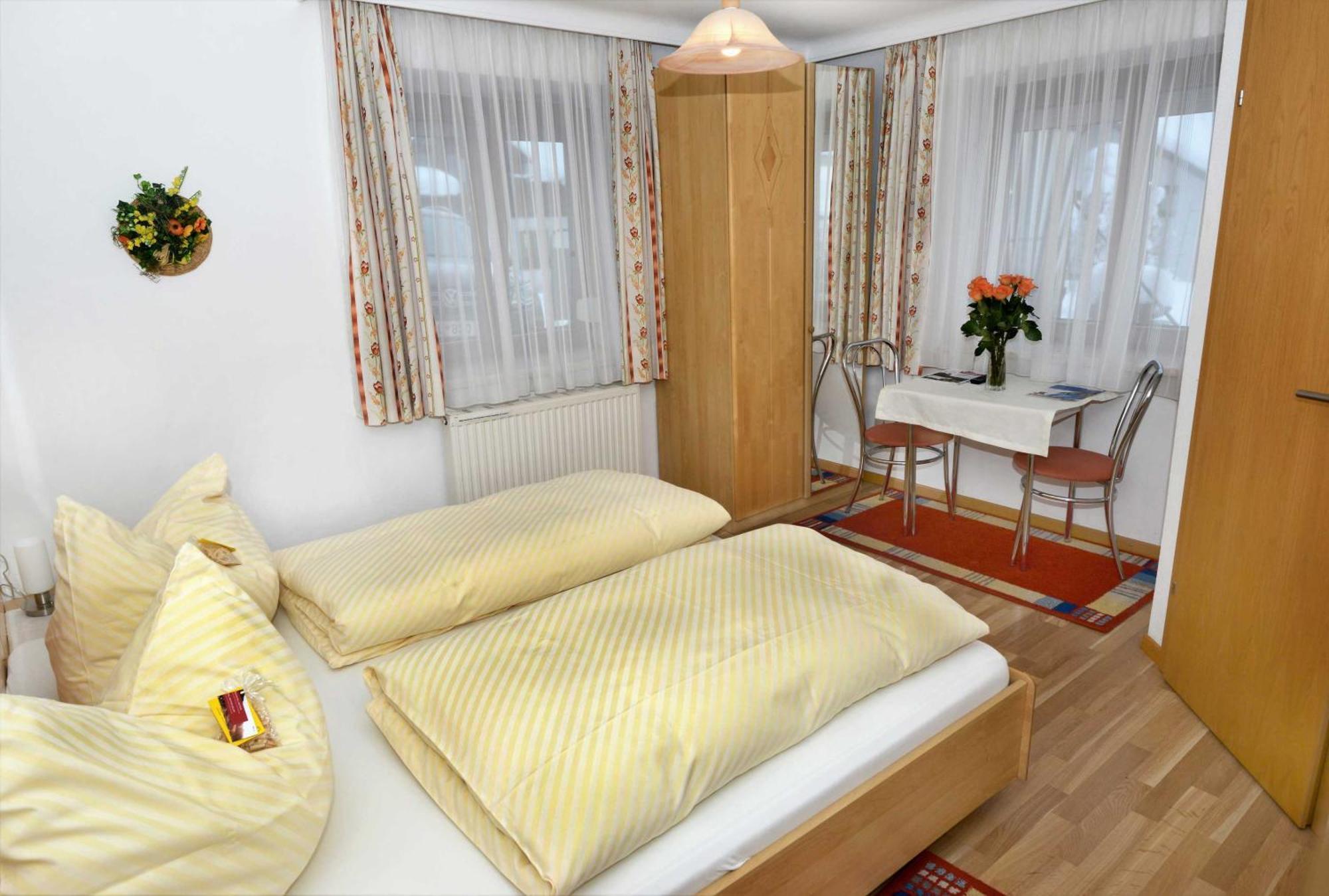 Gaestehaus Sonnenheim タウル エクステリア 写真