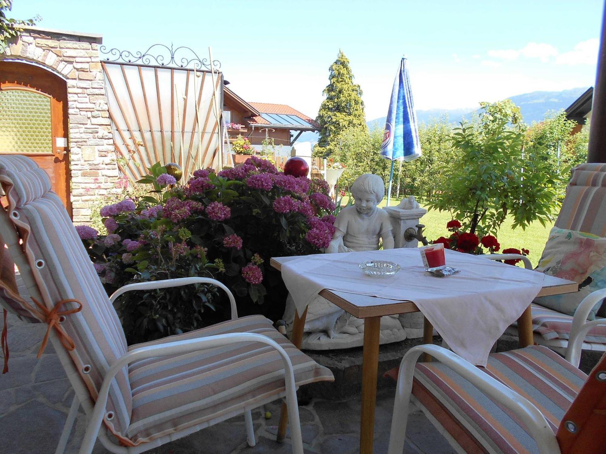 Gaestehaus Sonnenheim タウル エクステリア 写真
